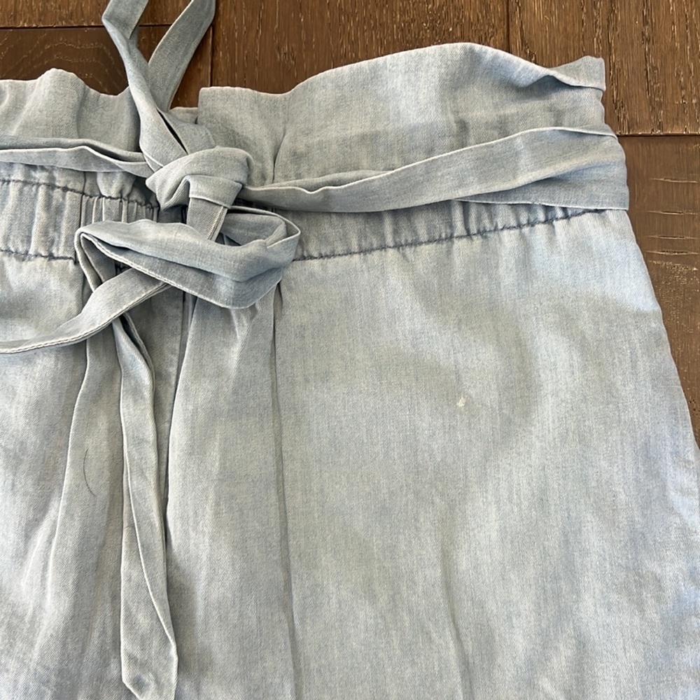 2 Express Shorts - Picture 12 of 16
